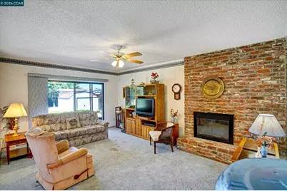 2585 Macarthur Dr, Tracy, CA 95376 - Photo 11