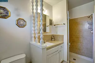 2585 Macarthur Dr, Tracy, CA 95376 - Photo 27