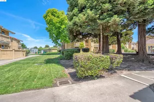 40 Las Moradas Cir, San Pablo, CA 94806 - Photo 25