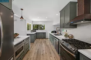 2407 Saybrook Pl, Martinez, CA 94553 - Photo 11