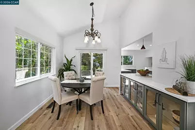 2407 Saybrook Pl, Martinez, CA 94553 - Photo 9
