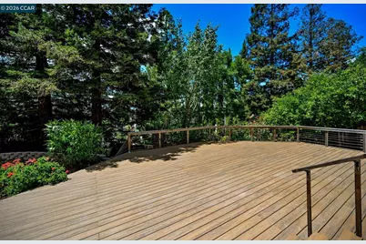 2407 Saybrook Pl, Martinez, CA 94553 - Photo 33