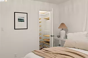 7253 Sayre Dr, Oakland, CA 94611 - Photo 27