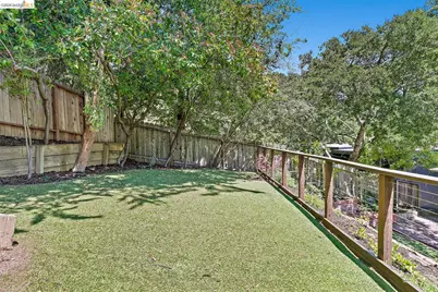 7253 Sayre Dr, Oakland, CA 94611 - Photo 39