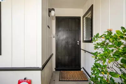 26003 Dodge Ave, Hayward, CA 94545 - Photo 9