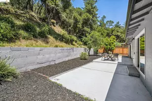46 Elysian Fields Dr, Oakland, CA 94605 - Photo 33