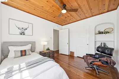 350 Florence Ave, Oakland, CA 94618 - Photo 31