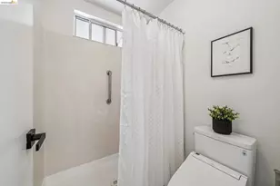 5672 Torrey Pine Ct, El Sobrante, CA 94803 - Photo 41