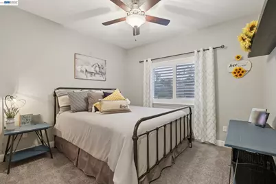 2519 Ava Julianna Way, Manteca, CA 95337 - Photo 17