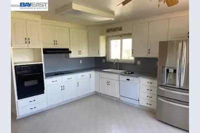16630 Cowell St, Castro Valley, CA 94578 - Photo 13
