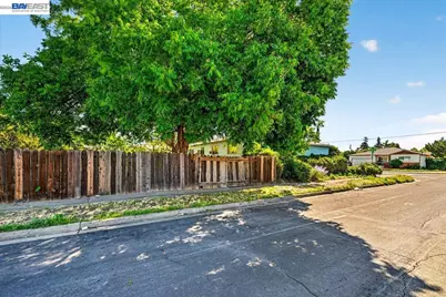 1712 Poppy Way, Antioch, CA 94509 - Photo 25