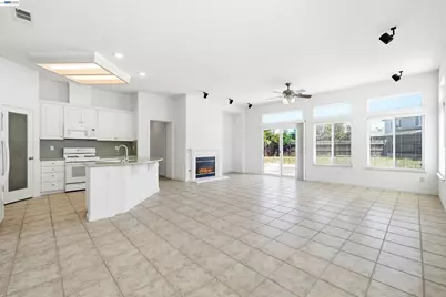 2232 Katherine Pl, Manteca, CA 95337 - Photo 21