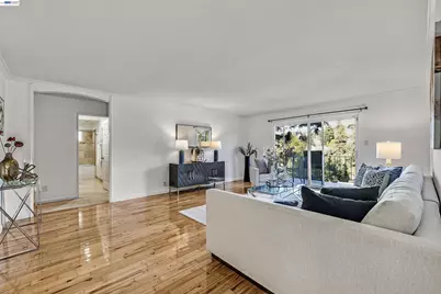 1120 Hollywood Ave #1, Oakland, CA 94602 - Photo 3