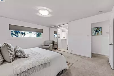 1120 Hollywood Ave #1, Oakland, CA 94602 - Photo 13