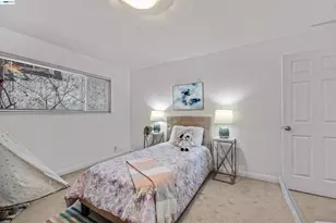 1120 Hollywood Ave, Oakland, CA 94602 - Photo 17