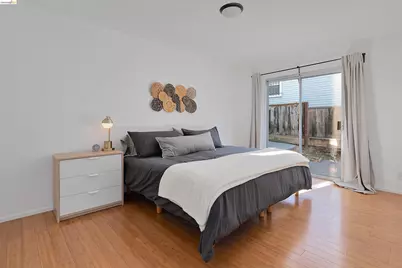 459 Wayne Ave, Oakland, CA 94606 - Photo 25
