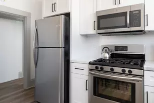 459 Wayne Ave, Oakland, CA 94606 - Photo 15