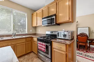 1900 Kern Mountain Way, Antioch, CA 94531 - Photo 13