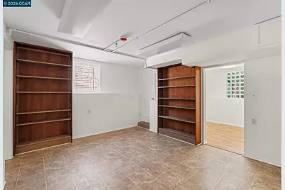 2105 McGee Ave, Berkeley, CA 94703 - Photo 17