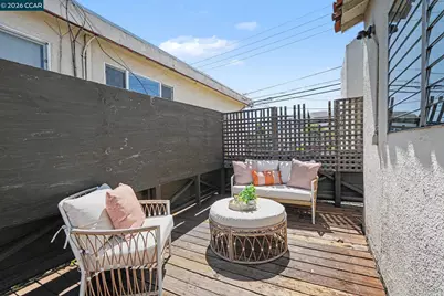 2105 McGee Ave, Berkeley, CA 94703 - Photo 23