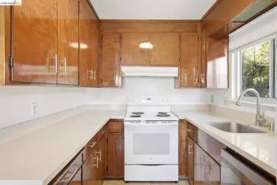 20240 Anita Ave, Castro Valley, CA 94546 - Photo 11