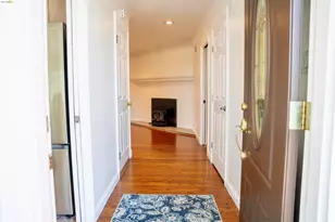 64 Washington St, Novato, CA 94947 - Photo 3