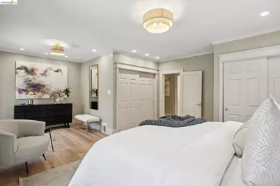 976 Grosvenor Pl, Oakland, CA 94610 - Photo 31