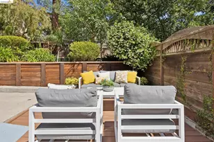976 Grosvenor Pl, Oakland, CA 94610 - Photo 49