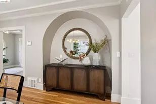 976 Grosvenor Pl, Oakland, CA 94610 - Photo 15