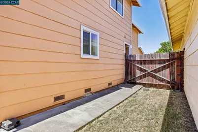 100 Trident Ct, Vallejo, CA 94591 - Photo 31