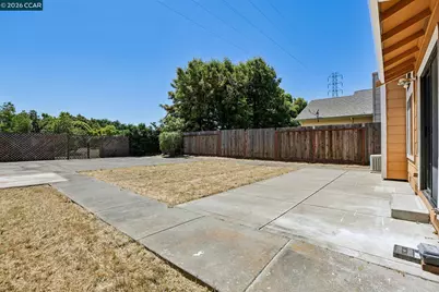 100 Trident Ct, Vallejo, CA 94591 - Photo 33