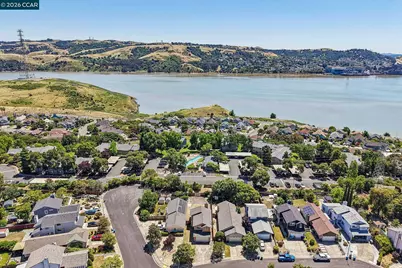 100 Trident Ct, Vallejo, CA 94591 - Photo 39
