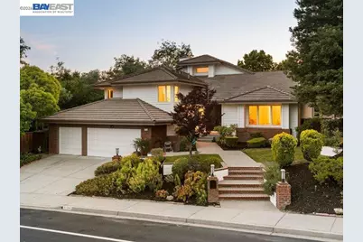 11263 Rolling Hills Dr, Dublin, CA 94568 - Photo 3