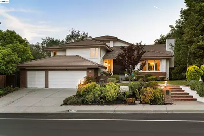 11263 Rolling Hills Dr, Dublin, CA 94568 - Photo 1