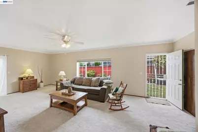 1949 Via Lacqua, San Lorenzo, CA 94580 - Photo 11