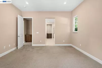 2560 Calabria Ct, Dublin, CA 94568 - Photo 29