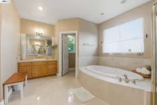 8411 Goldenrod Cir, Gilroy, CA 95020 - Photo 29