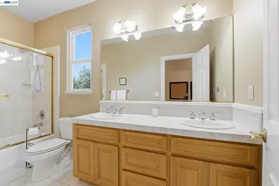 8411 Goldenrod Cir, Gilroy, CA 95020 - Photo 31