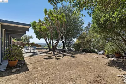 5314 Crown Ct, Castro Valley, CA 94552 - Photo 39