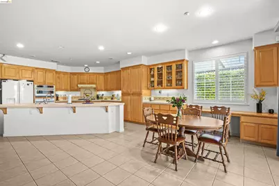 540 Lakeview Dr, Brentwood, CA 94513 - Photo 21