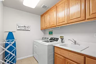 540 Lakeview Dr, Brentwood, CA 94513 - Photo 37