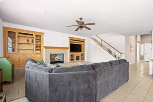540 Lakeview Dr, Brentwood, CA 94513 - Photo 17