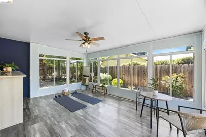 2715 Lyon Cir, Concord, CA 94518 - Photo 17