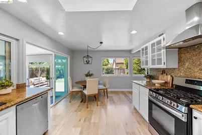 2715 Lyon Cir, Concord, CA 94518 - Photo 15