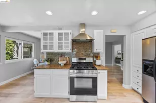 2715 Lyon Cir, Concord, CA 94518 - Photo 15