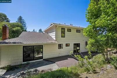 135 Canon Dr, Orinda, CA 94563 - Photo 37