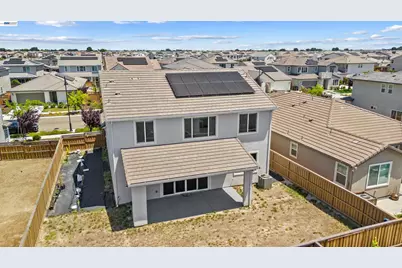 3482 Dobbins Ct, Lathrop, CA 95330 - Photo 13