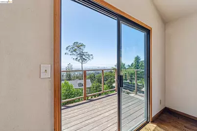 3510 Brunell Dr, Oakland, CA 94602 - Photo 31