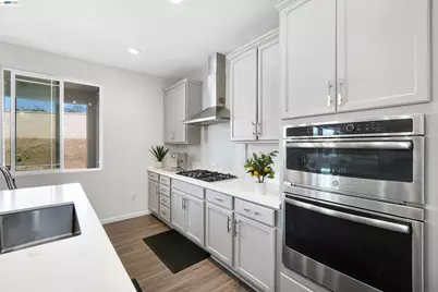 2904 Inspiration Dr, Fairfield, CA 94533 - Photo 27