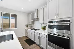 2904 Inspiration Dr, Fairfield, CA 94533 - Photo 27